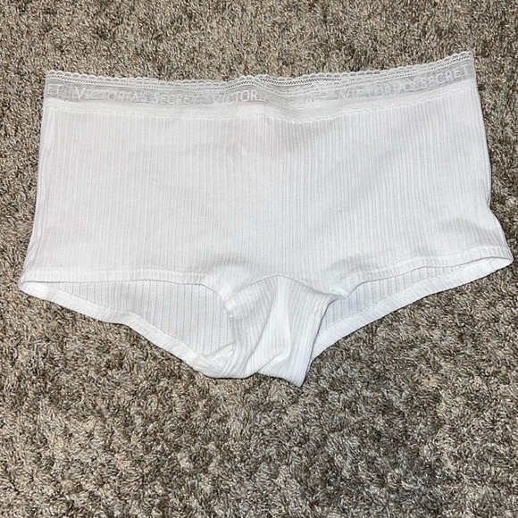 NWT Victoria’s Secret Logo Cotton Lace-Waist Boyshort Logo White Size Medium - Picture 4 of 7